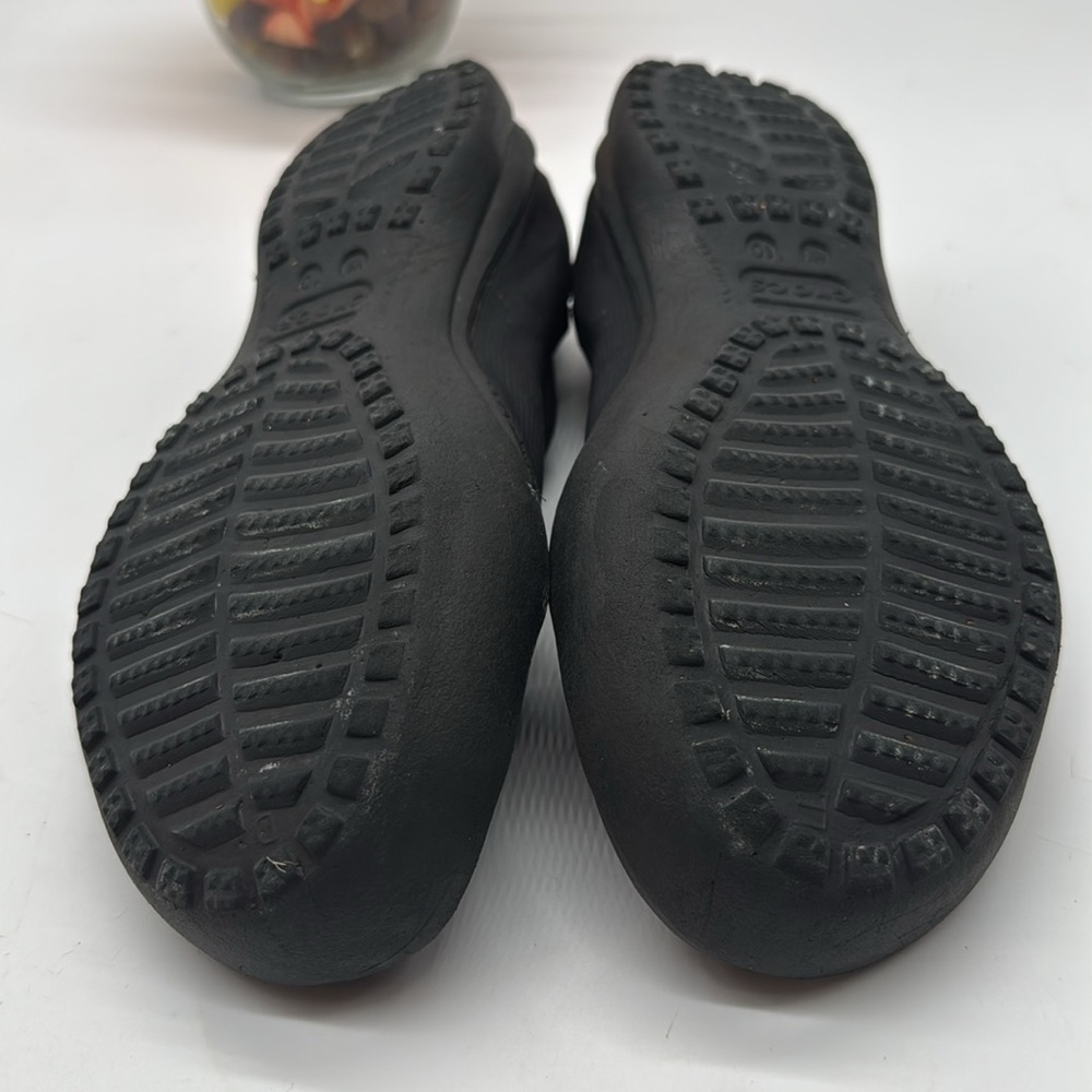 CROCS Black and Pink Mary Jane Flats with Cushioned Soles Size 10 CR7702C - Picture 5 of 7